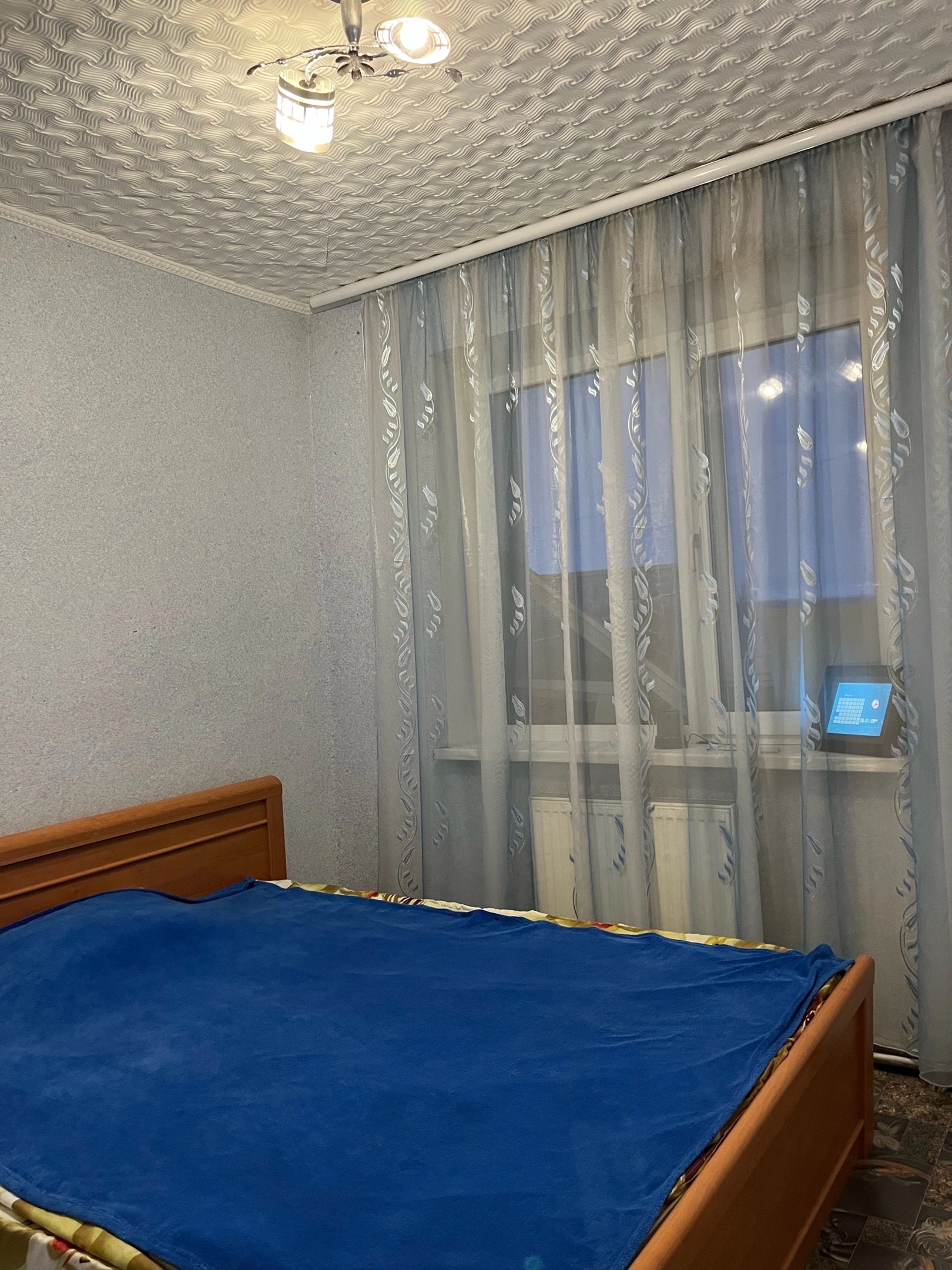 🏢Продаётся 3-х комнатная квартира в Свердловске, кв.60 лет СССР д.18. Квартира не угловая. Расположена на 6-м этаже 9-ти этажного дома. Хорошая планир...